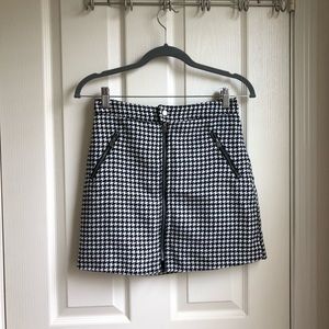 High Waisted Houndstooth Zip-Up Skirt